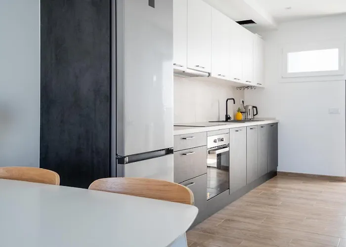 L'aura Sunset Apartment